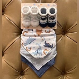 Baby bibs and socks